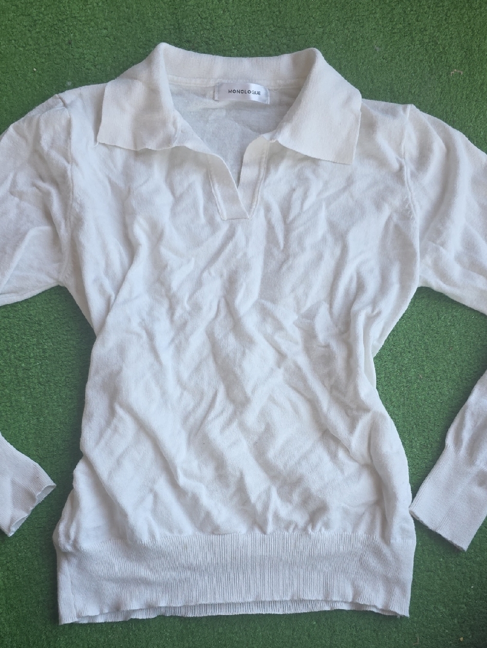 White Collared Viscose Pull Over Lightweight Sweatwr From Monologue Korea